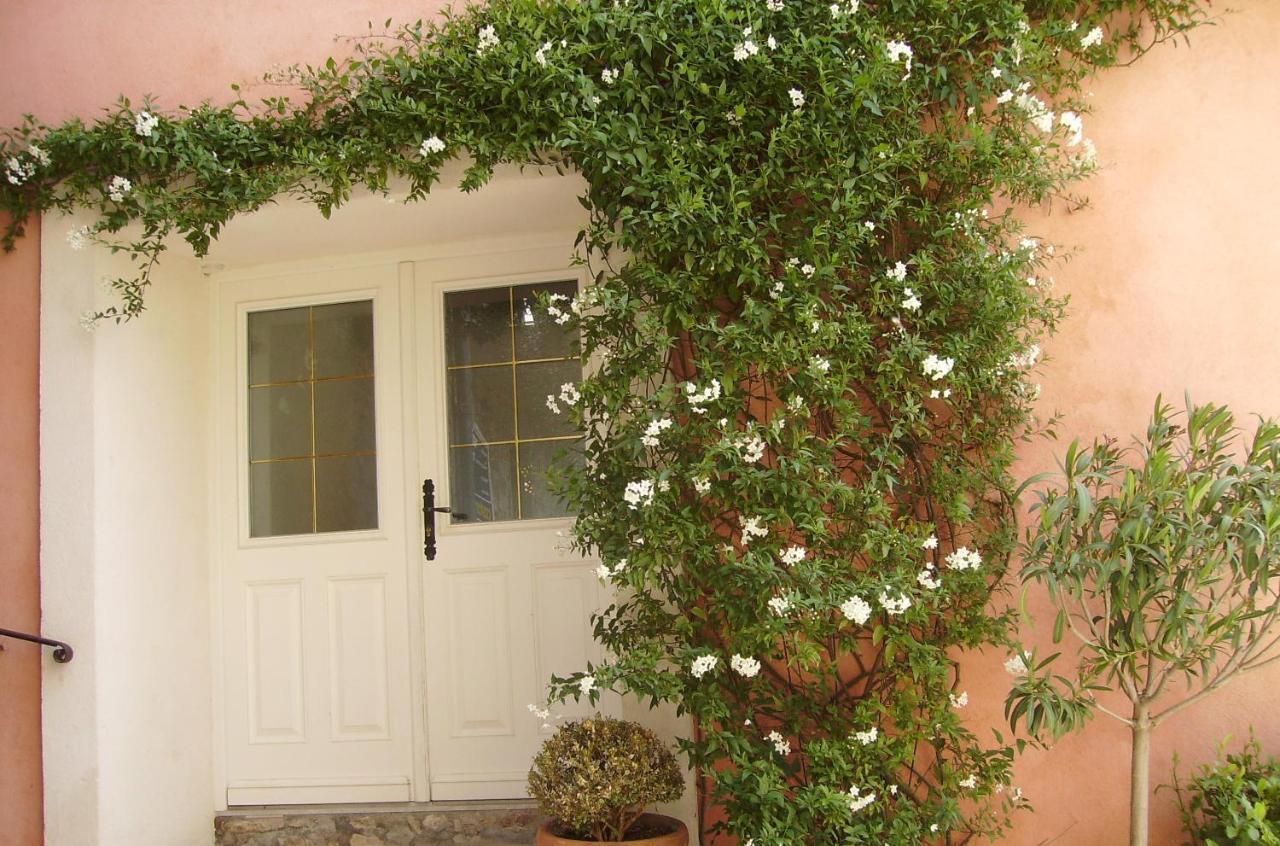 La Cle Des Songes Bed & Breakfast Claviers Екстериор снимка