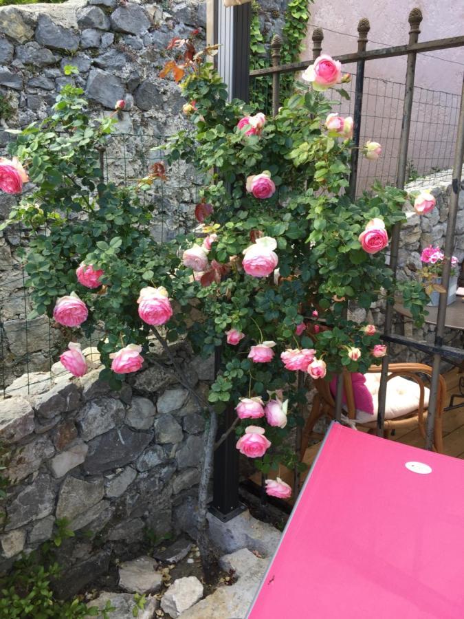 La Cle Des Songes Bed & Breakfast Claviers Екстериор снимка