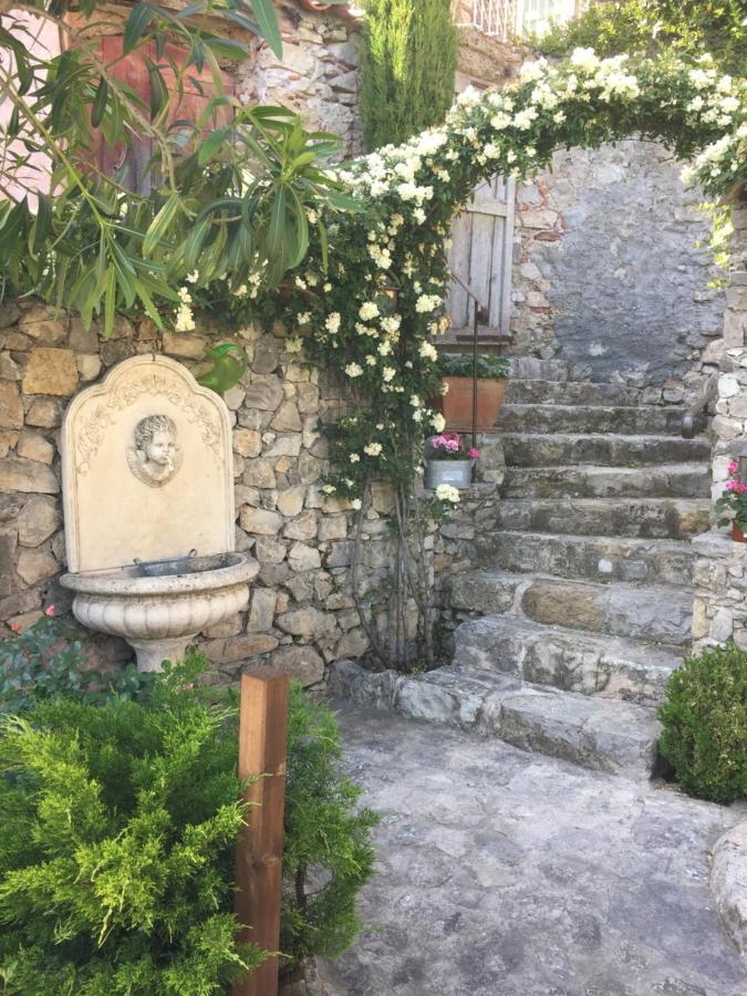 La Cle Des Songes Bed & Breakfast Claviers Екстериор снимка